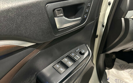 Toyota Highlander III, 2014 год, 2 570 000 рублей, 10 фотография