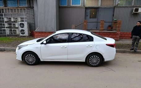 KIA Rio IV, 2018 год, 585 000 рублей, 8 фотография