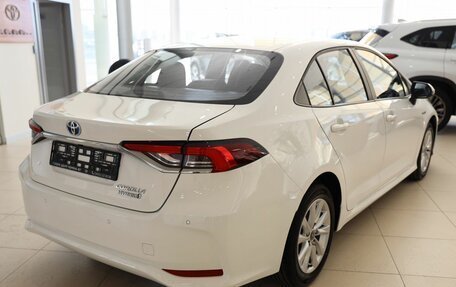 Toyota Corolla, 2024 год, 3 750 000 рублей, 5 фотография