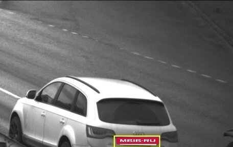 Audi Q7, 2012 год, 1 690 000 рублей, 12 фотография