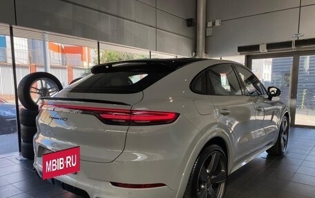 Porsche Cayenne III, 2021 год, 12 300 000 рублей, 2 фотография