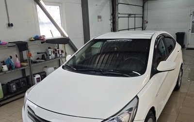 Hyundai Solaris II рестайлинг, 2015 год, 1 000 000 рублей, 1 фотография