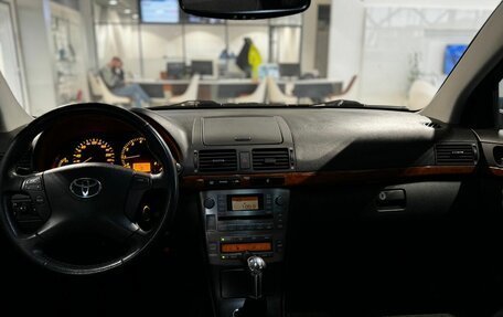 Toyota Avensis III рестайлинг, 2007 год, 890 000 рублей, 23 фотография