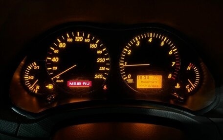 Toyota Avensis III рестайлинг, 2007 год, 890 000 рублей, 26 фотография