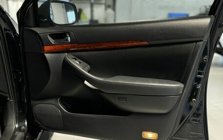 Toyota Avensis III рестайлинг, 2007 год, 890 000 рублей, 33 фотография