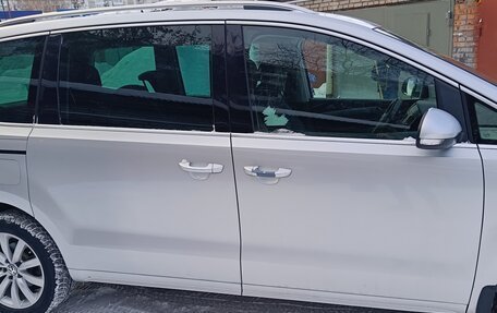 Volkswagen Sharan II, 2012 год, 1 450 000 рублей, 6 фотография