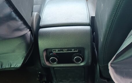 Volkswagen Sharan II, 2012 год, 1 450 000 рублей, 17 фотография