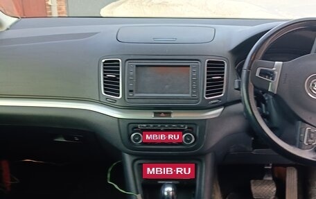 Volkswagen Sharan II, 2012 год, 1 450 000 рублей, 11 фотография