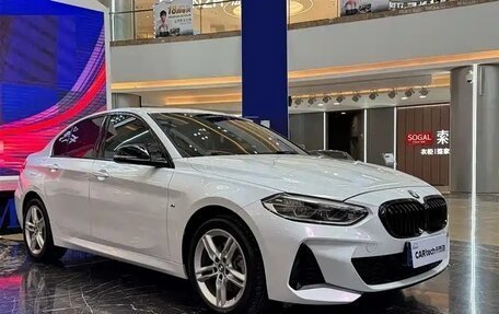 BMW 1 серия, 2022 год, 1 821 000 рублей, 4 фотография