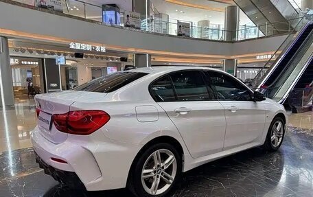 BMW 1 серия, 2022 год, 1 821 000 рублей, 5 фотография