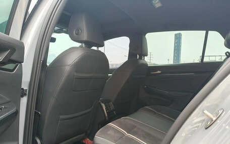 Volkswagen Golf VIII, 2022 год, 2 221 000 рублей, 9 фотография