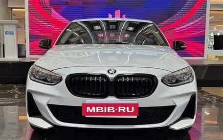 BMW 1 серия, 2022 год, 1 821 000 рублей, 3 фотография