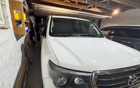 Toyota Land Cruiser 200, 2013 год, 3 890 000 рублей, 10 фотография