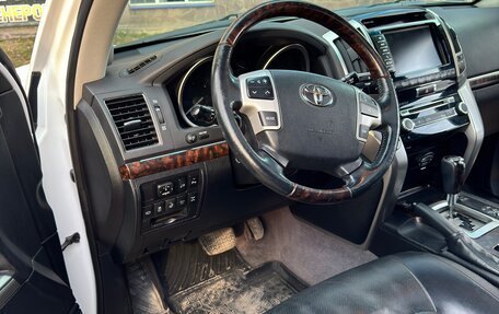 Toyota Land Cruiser 200, 2013 год, 3 890 000 рублей, 12 фотография