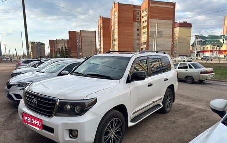 Toyota Land Cruiser 200, 2013 год, 3 890 000 рублей, 3 фотография