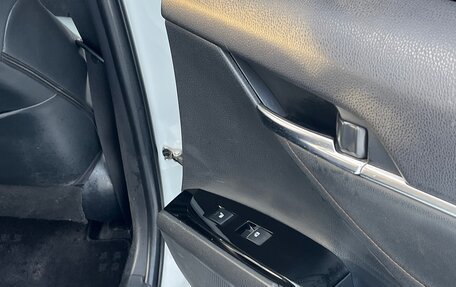 Toyota Camry, 2019 год, 2 940 000 рублей, 12 фотография