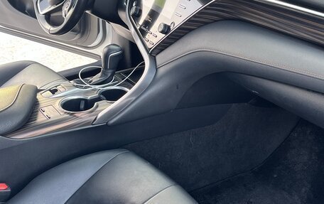 Toyota Camry, 2019 год, 2 940 000 рублей, 15 фотография