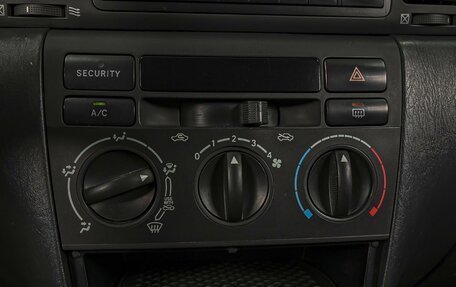 Toyota Corolla, 2003 год, 564 000 рублей, 14 фотография