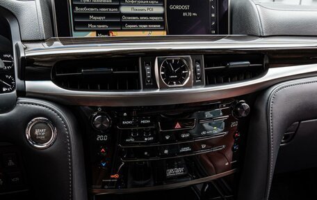 Lexus LX III, 2017 год, 7 490 000 рублей, 16 фотография