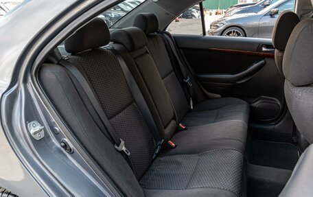 Toyota Avensis III рестайлинг, 2004 год, 678 000 рублей, 7 фотография