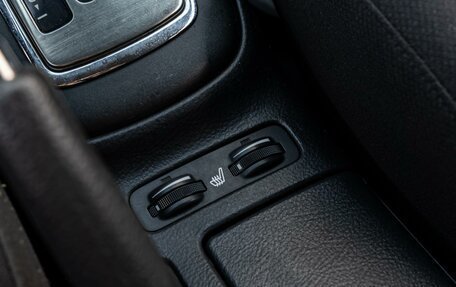 Toyota Avensis III рестайлинг, 2004 год, 678 000 рублей, 14 фотография