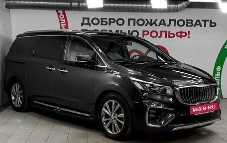 KIA Carnival III, 2019 год, 2 990 000 рублей, 3 фотография