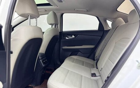 KIA K3, 2023 год, 1 685 600 рублей, 10 фотография