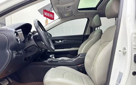 KIA K3, 2023 год, 1 685 600 рублей, 9 фотография