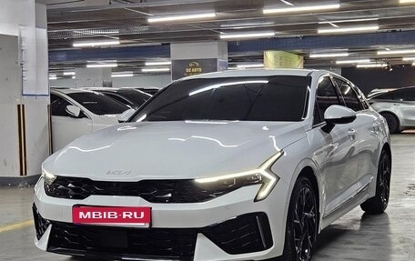 KIA K5, 2025 год, 3 800 000 рублей, 2 фотография