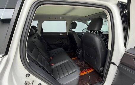 Volkswagen Tharu, 2022 год, 2 076 000 рублей, 17 фотография