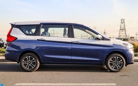 Suzuki Ertiga II, 2026 год, 2 400 000 рублей, 5 фотография