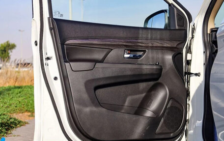 Suzuki Ertiga II, 2026 год, 2 400 000 рублей, 12 фотография