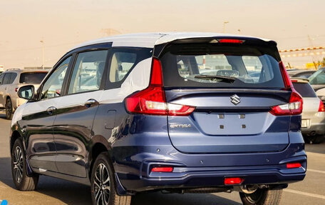 Suzuki Ertiga II, 2026 год, 2 400 000 рублей, 10 фотография