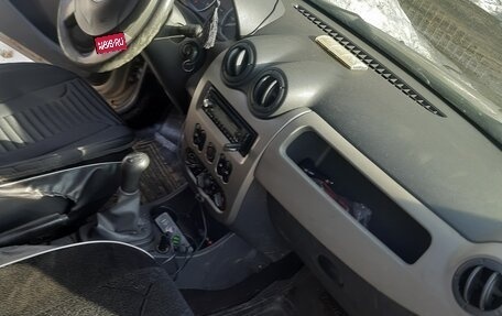 Renault Sandero I, 2012 год, 400 000 рублей, 9 фотография