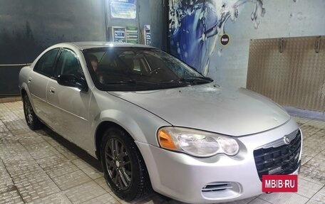 Chrysler Sebring II, 2004 год, 320 000 рублей, 2 фотография