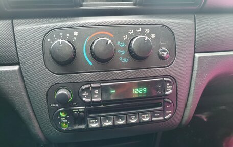 Chrysler Sebring II, 2004 год, 320 000 рублей, 20 фотография