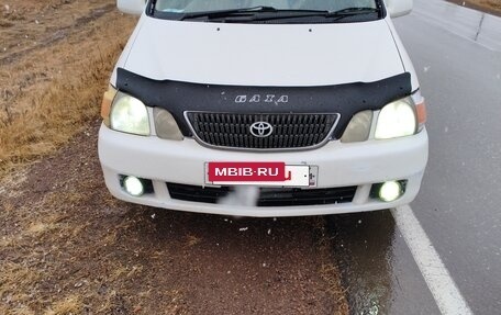 Toyota Gaia, 2001 год, 650 000 рублей, 2 фотография