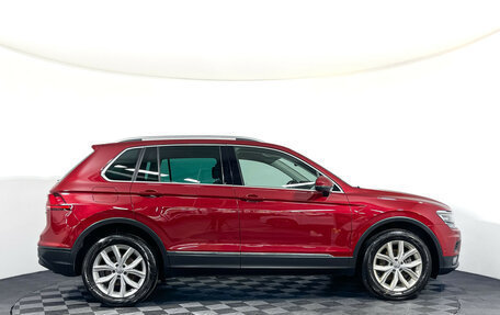 Volkswagen Tiguan II, 2020 год, 2 870 000 рублей, 4 фотография