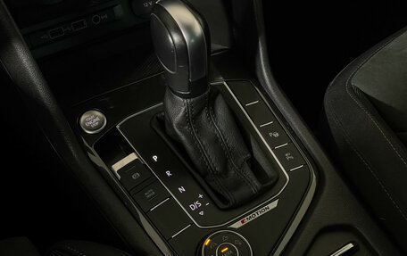 Volkswagen Tiguan II, 2020 год, 2 870 000 рублей, 16 фотография