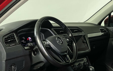 Volkswagen Tiguan II, 2020 год, 2 870 000 рублей, 13 фотография