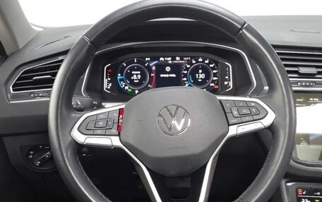 Volkswagen Tiguan II, 2022 год, 2 330 000 рублей, 12 фотография