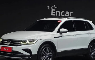 Volkswagen Tiguan II, 2023 год, 2 470 000 рублей, 1 фотография