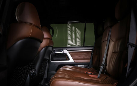 Toyota Land Cruiser 200, 2018 год, 5 675 000 рублей, 12 фотография