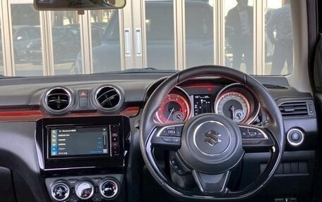 Suzuki Swift V, 2023 год, 1 070 000 рублей, 3 фотография