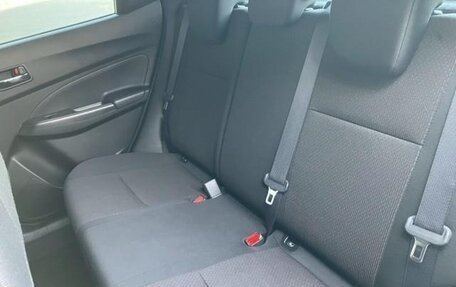 Suzuki Swift V, 2023 год, 1 070 000 рублей, 12 фотография