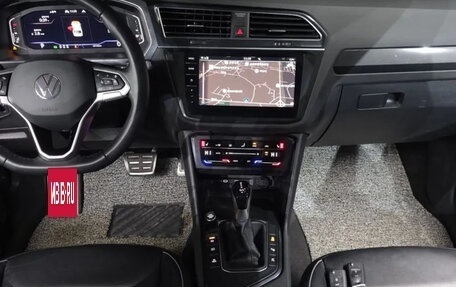 Volkswagen Tiguan II, 2023 год, 2 470 000 рублей, 7 фотография