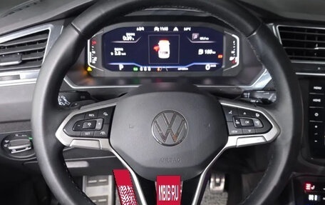 Volkswagen Tiguan II, 2023 год, 2 470 000 рублей, 8 фотография