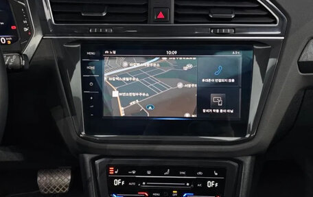 Volkswagen Tiguan II, 2023 год, 2 450 000 рублей, 14 фотография