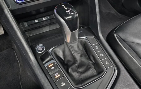 Volkswagen Tiguan II, 2023 год, 2 450 000 рублей, 10 фотография