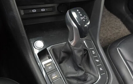 Volkswagen Tiguan II, 2023 год, 2 490 000 рублей, 12 фотография